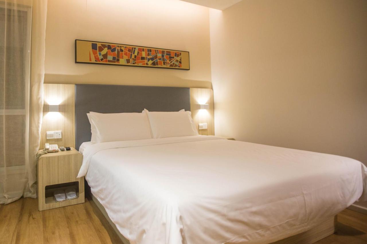 Hanting Premium Hotel Shanghai Plaza 66 Exterior photo