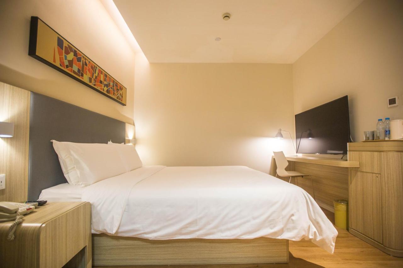 Hanting Premium Hotel Shanghai Plaza 66 Exterior photo